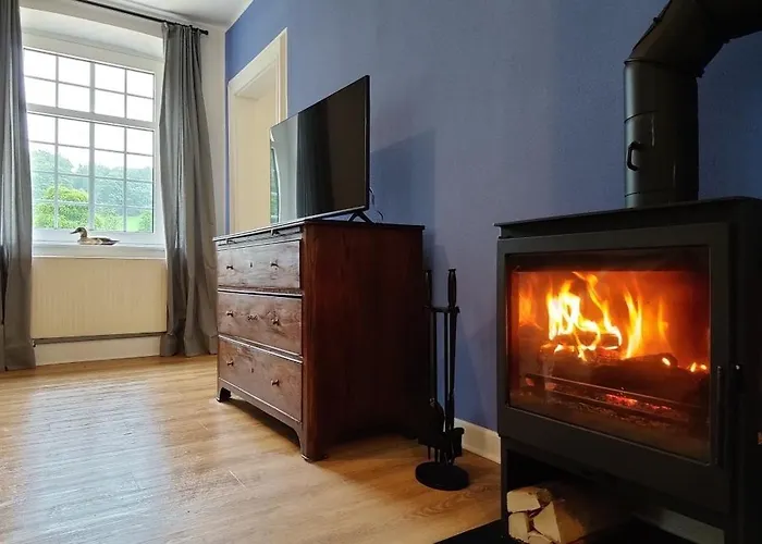 Semesterbostad Charmantes Forsthaus Beim Sorpesee *