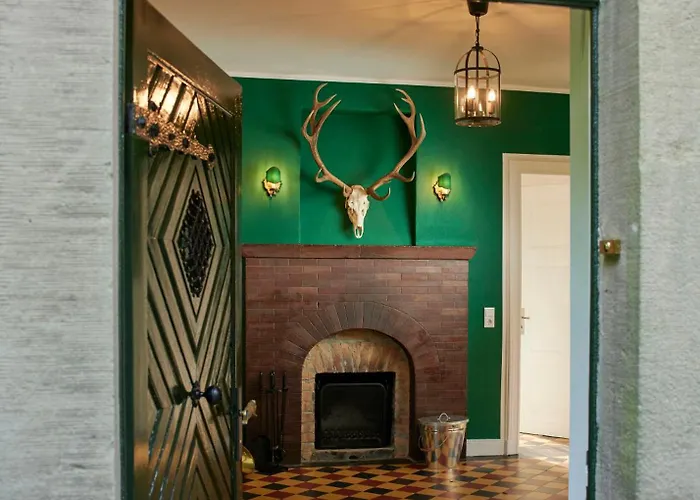 Charmantes Forsthaus Beim Sorpesee Semesterbostad *