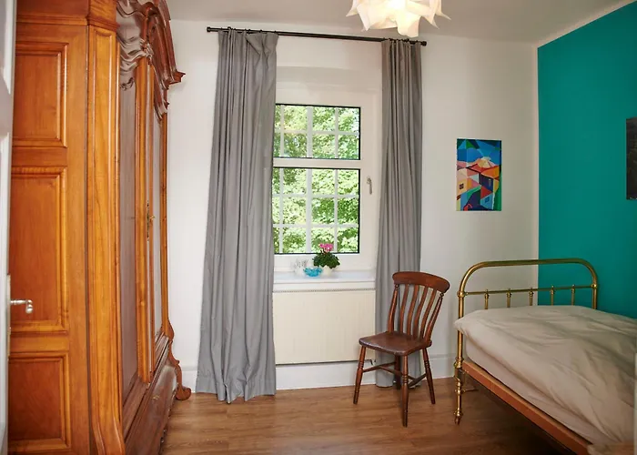 Semesterbostad Charmantes Forsthaus Beim Sorpesee *